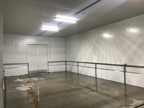 Terminado de la c&aacute;mara frigor&iacute;fica 